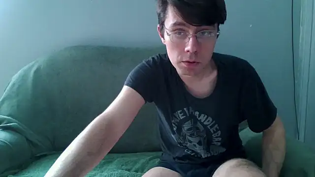 Snapshot of Eric_Basilio chatting on September 22, 2025, 11:45 am Eric Basilio online show from September 22, 2025, 11:45 am