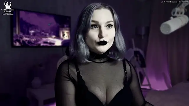 Wounded Goddess  online show from January 9, 2026, 6:49 am