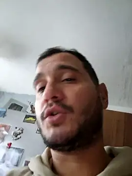 Snapshot of Darkhayrboy chatting on November 3, 2025, 2:07 pm Darkhayrboy online show from November 3, 2025, 2:07 pm