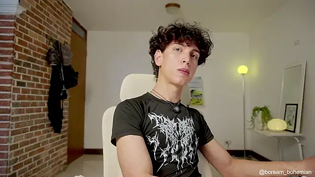 Snapshot of boream chatting on November 3, 2025, 12:17 pm boream online show from November 3, 2025, 12:17 pm