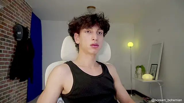 Snapshot of boream chatting on November 13, 2025, 11:42 am boream online show from November 13, 2025, 11:42 am