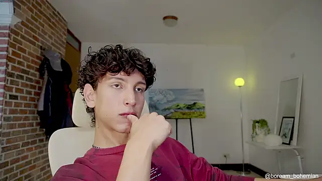 Snapshot of boream chatting on November 18, 2025, 12:20 pm boream online show from November 18, 2025, 12:20 pm