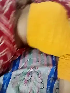 Snapshot of Km_shilpa chatting on September 15, 2025, 5:29 am Km shilpa online show from September 15, 2025, 5:29 am