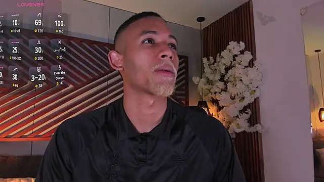 B Wild online show from October 31, 2025, 3:29 am