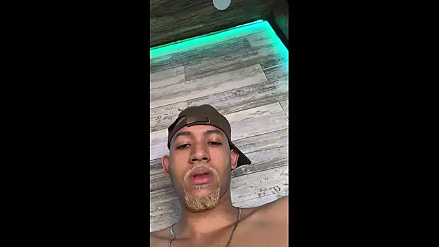 B Wild online show from May 10, 2026, 10:48 pm