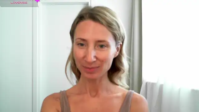 Paevoa online show from December 1, 2025, 9:14 am