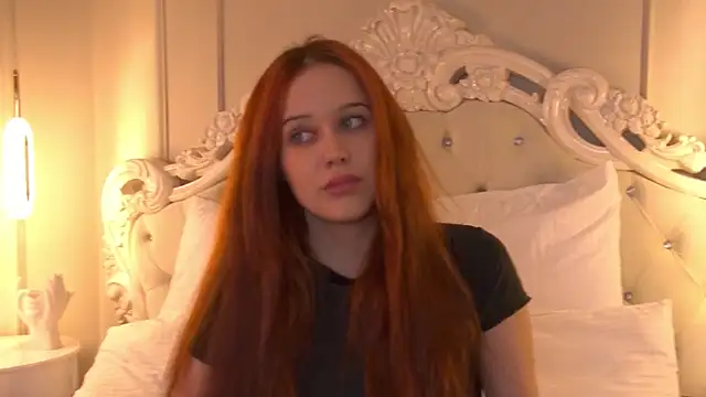 AnnaVelisse online show from September 19, 2025, 8:05 am