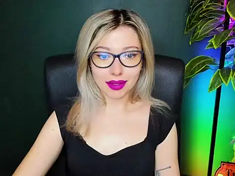 loveHeidi online show from November 10, 2025, 7:29 am