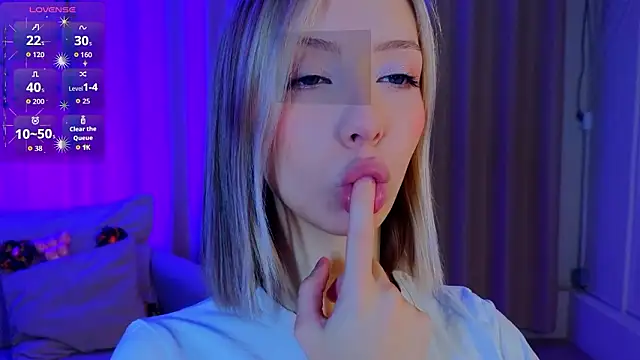 Snapshot of LumMina chatting on March 31, 2026, 8:59 am LumMina online show from March 31, 2026, 8:59 am