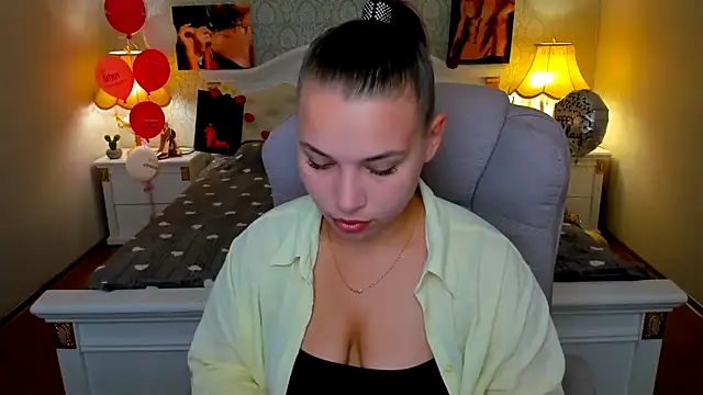 Snapshot of OmniaSher chatting on September 9, 2025, 8:58 am OmniaSher online show from September 9, 2025, 8:58 am