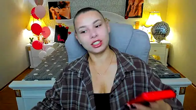 Snapshot of OmniaSher chatting on September 10, 2025, 7:41 am OmniaSher online show from September 10, 2025, 7:41 am