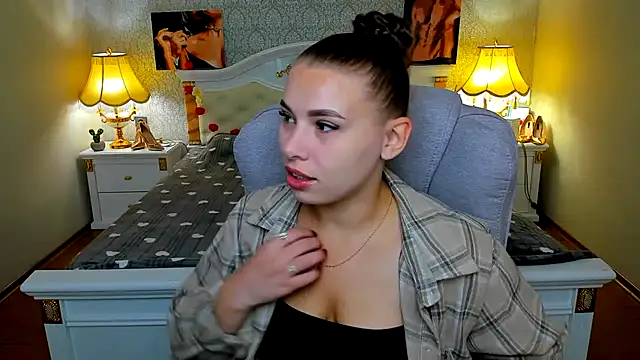 Snapshot of OmniaSher chatting on September 18, 2025, 9:11 am OmniaSher online show from September 18, 2025, 9:11 am