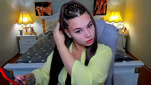 Snapshot of OmniaSher chatting on September 21, 2025, 9:44 am OmniaSher online show from September 21, 2025, 9:44 am