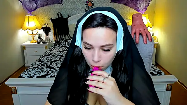 Snapshot of OmniaSher chatting on October 28, 2025, 10:52 am OmniaSher online show from October 28, 2025, 10:52 am