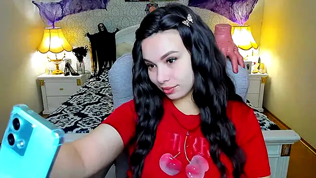 Snapshot of OmniaSher chatting on November 4, 2025, 10:36 am OmniaSher online show from November 4, 2025, 10:36 am