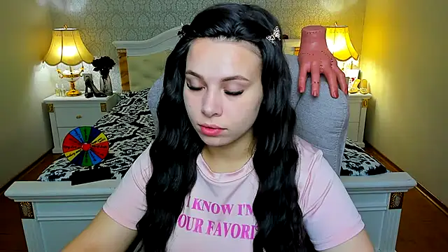 Snapshot of OmniaSher chatting on November 12, 2025, 10:26 am OmniaSher online show from November 12, 2025, 10:26 am