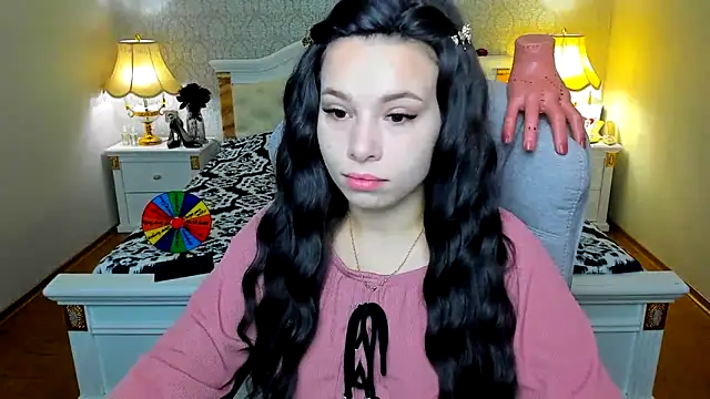 Snapshot of OmniaSher chatting on November 16, 2025, 10:43 am OmniaSher online show from November 16, 2025, 10:43 am