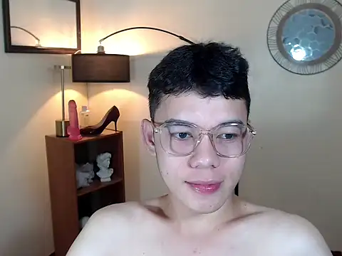 Snapshot of keirflorianxx chatting on September 30, 2025, 6:07 am keirflorianxx online show from September 30, 2025, 6:07 am