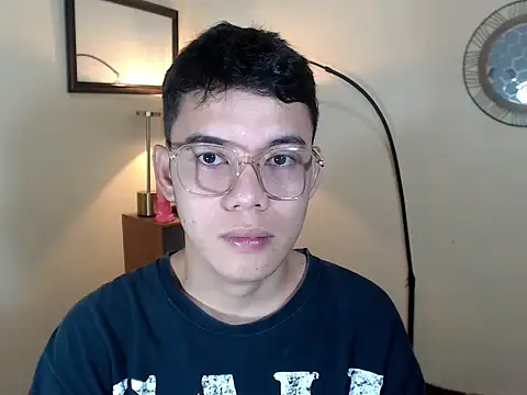 Snapshot of keirflorianxx chatting on October 1, 2025, 7:36 am keirflorianxx online show from October 1, 2025, 7:36 am