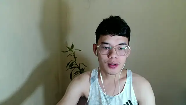 Snapshot of keirflorianxx chatting on October 14, 2025, 9:26 pm keirflorianxx online show from October 14, 2025, 9:26 pm