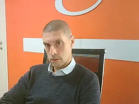 Snapshot of max79ve31 chatting on November 5, 2025, 1:11 pm max79ve31 online show from November 5, 2025, 1:11 pm