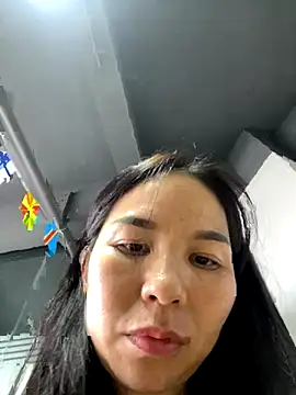 xiaonan- online show from October 29, 2025, 6:26 am