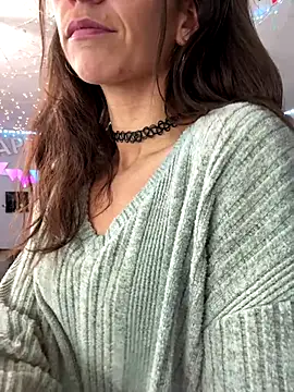 Snapshot of icy_pisces chatting on December 14, 2025, 11:31 pm icy pisces online show from December 14, 2025, 11:31 pm