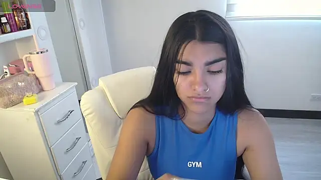 Snapshot of amarasilk_ chatting on February 27, 2026, 6:41 pm amarasilk online show from February 27, 2026, 6:41 pm