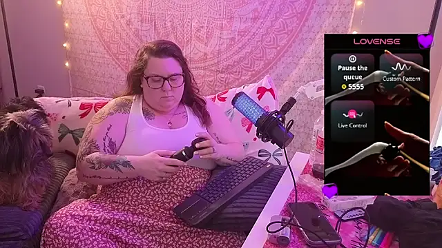 Snapshot of brookenicole3003 chatting on May 1, 2026, 10:14 pm brookenicole3003 online show from May 1, 2026, 10:14 pm