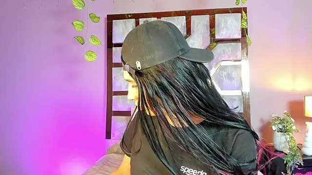 Snapshot of Electra_Gosselin chatting on April 29, 2026, 12:16 am Electra Gosselin online show from April 29, 2026, 12:16 am