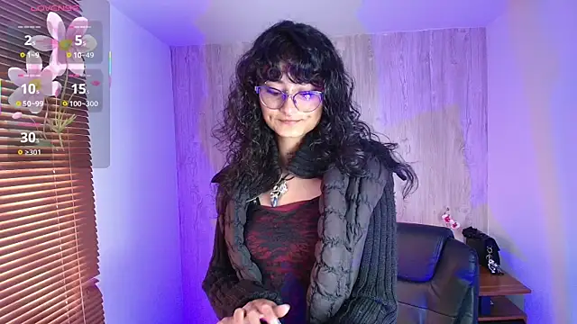 Snapshot of LilyRouset chatting on September 24, 2025, 1:14 pm LilyRouset online show from September 24, 2025, 1:14 pm