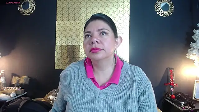 kinky momm online show from March 13, 2026, 2:12 pm