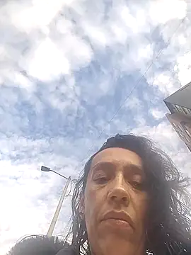 Shantey Laurent online show from April 2, 2026, 12:03 pm