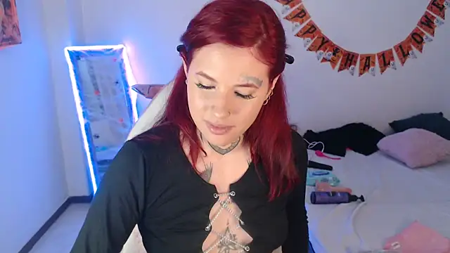 Maddy Vicius19 online show from October 30, 2025, 8:31 pm