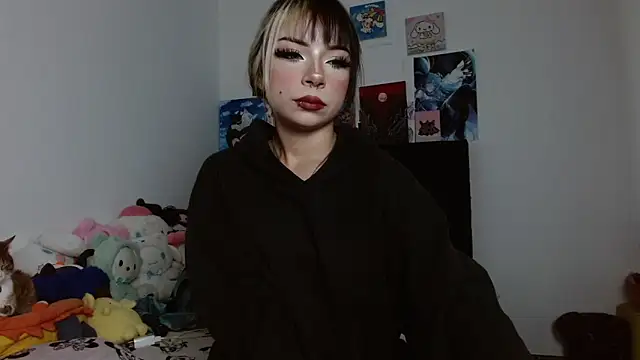 Snapshot of cinnamongirlgmo chatting on February 2, 2026, 7:34 pm cinnamongirlgmo online show from February 2, 2026, 7:34 pm
