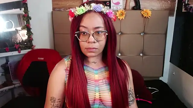 MIA  SPENCER online show from January 6, 2026, 5:38 pm