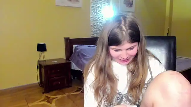 Lilly Jess online show from November 13, 2025, 8:41 pm