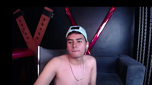 Snapshot of Matthewlodge chatting on October 24, 2025, 2:02 pm Matthewlodge online show from October 24, 2025, 2:02 pm