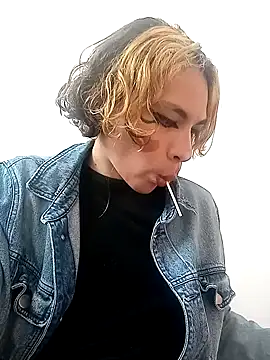 kittymutant99 online show from October 24, 2025, 6:15 pm