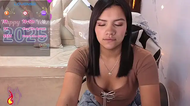 Snapshot of antonela_tp chatting on November 21, 2025, 1:10 pm antonela tp online show from November 21, 2025, 1:10 pm