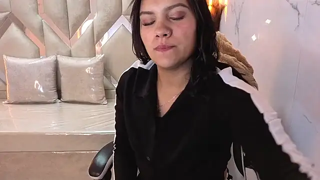 Snapshot of antonela_tp chatting on December 15, 2025, 12:53 pm antonela tp online show from December 15, 2025, 12:53 pm