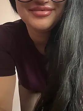 Snapshot of Molly-molly- chatting on October 30, 2025, 8:27 am Molly-molly- online show from October 30, 2025, 8:27 am