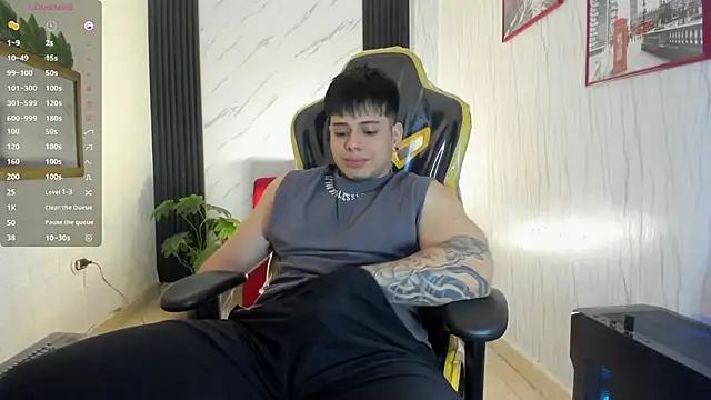 xKevyn online show from November 13, 2025, 12:37 pm