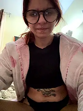 Snapshot of Brutecia2002 chatting on January 11, 2026, 10:20 am Brutecia2002 online show from January 11, 2026, 10:20 am