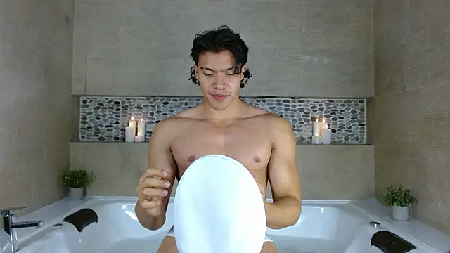 adriel escalante online show from November 1, 2025, 2:46 am