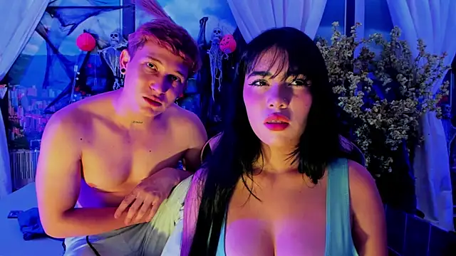 Snapshot of Sarahwalkerr chatting on October 22, 2025, 2:06 pm Sarahwalkerr online show from October 22, 2025, 2:06 pm