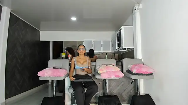 Snapshot of Melissa_tylor69 chatting on May 2, 2026, 3:22 am Melissa tylor69 online show from May 2, 2026, 3:22 am