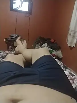 Santiagoqro85 online show from December 3, 2025, 1:02 am