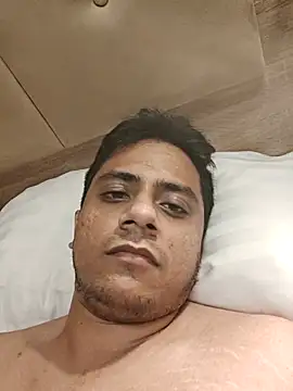 Snapshot of eyepach96 chatting on September 29, 2025, 2:33 pm eyepach96 online show from September 29, 2025, 2:33 pm