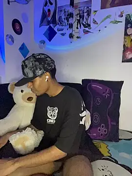 Snapshot of Teito69 chatting on November 17, 2025, 3:56 am Teito69 online show from November 17, 2025, 3:56 am